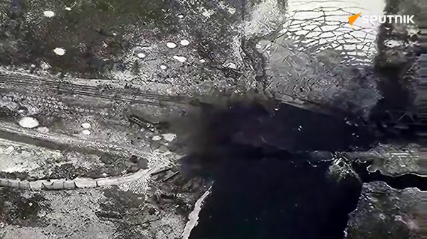 Lực lượng vũ trang Nga đã phá hủy một điểm vượt sông của Ukraina trên sông Oskol thuộc vùng Kharkov - Sputnik Việt Nam