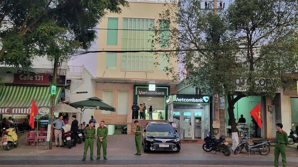 Lực lượng chức năng có mặt tại hiện trường - Sputnik Việt Nam