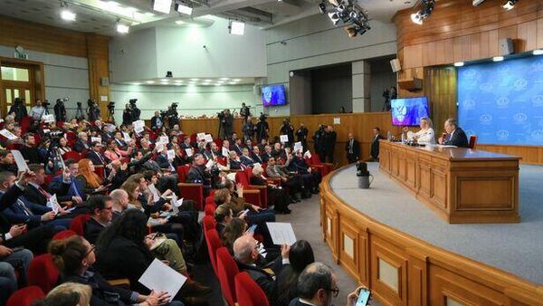 BNG Nga: Crưm có tầm quan trọng không kém đối với an ninh của Nga so với Greenland đối với Hoa Kỳ - Sputnik Việt Nam