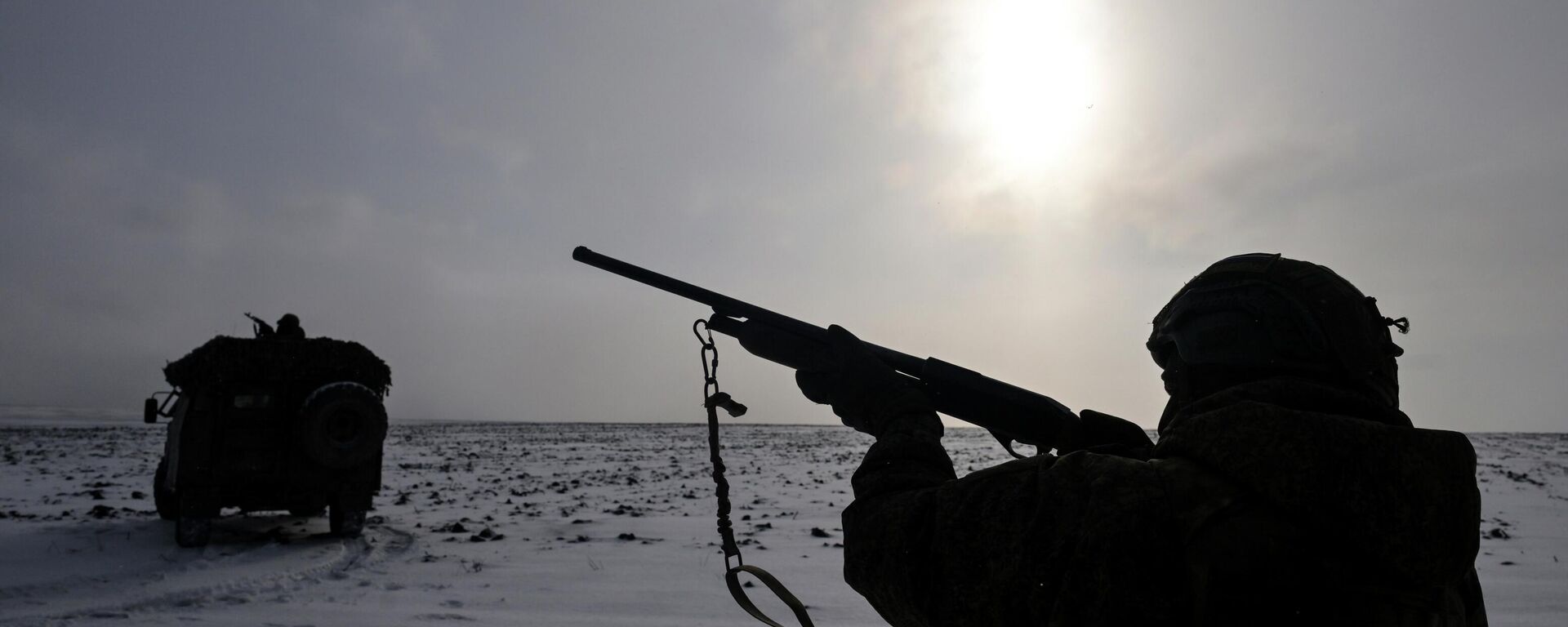 Huấn luyện chiến đấu cho các đơn vị công binh thuộc Cụm lực lượng Tây của Nga tại Cộng hòa Nhân dân Lugansk - Sputnik Việt Nam, 1920, 23.01.2026