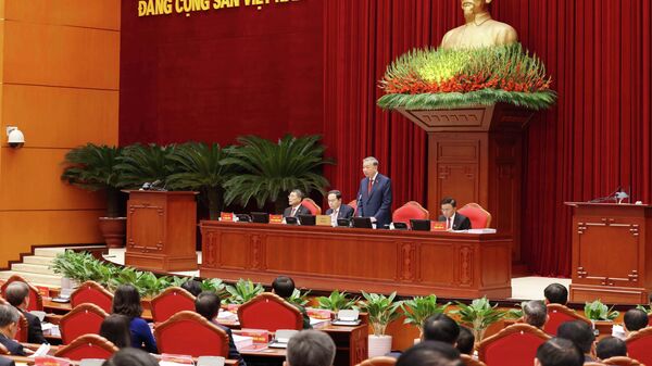 Đồng chí Tô Lâm, Tổng Bí thư BCH Trung ương Đảng khoá XIII điều hành Hội nghị - Sputnik Việt Nam