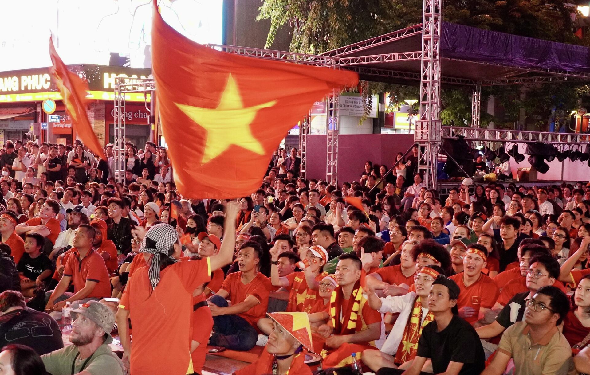 TP Hồ Chí Minh: Đội tuyển U23 Việt Nam xuất sắc giành hạng Ba Giải U23 châu Á 2026 - Sputnik Việt Nam, 1920, 24.01.2026