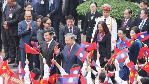 Tổng Bí thư Tô Lâm chủ trì lễ đón Tổng Bí thư, Chủ tịch nước Lào Thongloun Sisoulith thăm cấp Nhà nước tới Việt Nam - Sputnik Việt Nam