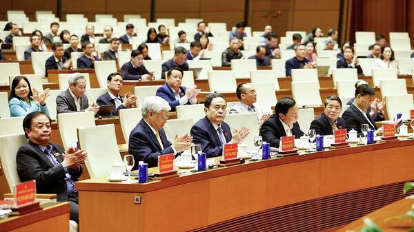 Chủ tịch Quốc hội Trần Thanh Mẫn dự Hội nghị thông báo nhanh kết quả Đại hội đại biểu toàn quốc lần thứ XIV của Đảng - Sputnik Việt Nam