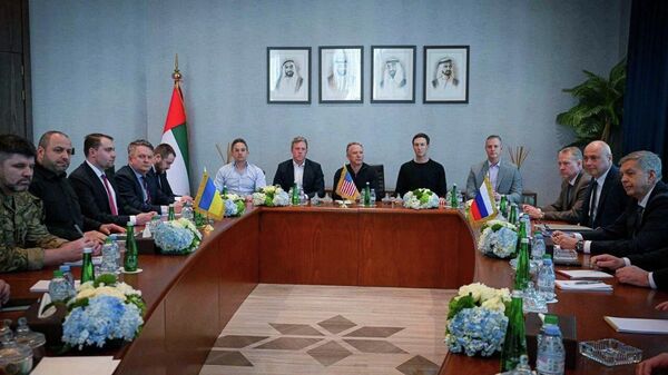 Cuộc họp ba bên của phái đoàn Nga, Mỹ và Ukraina tại Abu Dhabi - Sputnik Việt Nam