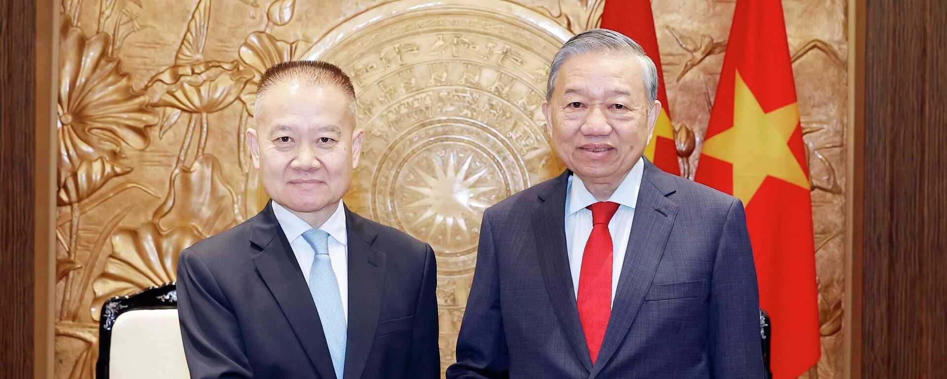 Tổng Bí thư Tô Lâm tiếp Trưởng Ban Liên lạc Đối ngoại Trung ương Đảng Cộng sản Trung Quốc, Đặc phái viên của Tổng Bí thư, Chủ tịch nước Trung Quốc Tập Cận Bình - Sputnik Việt Nam, 1920, 30.01.2026