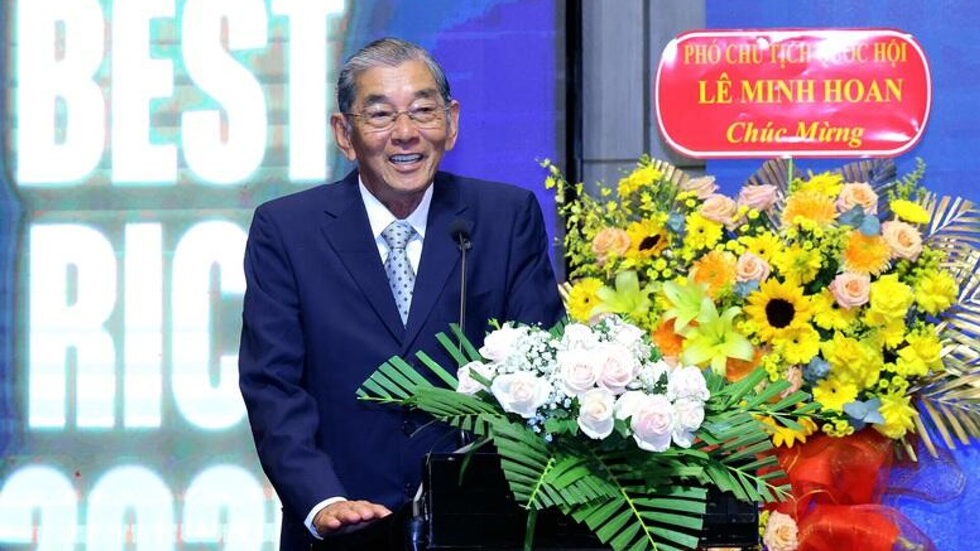 Anh hùng Lao động, kỹ sư Hồ Quang Cua phát biểu tại Lễ nhận cúp Gạo ngon nhất thế giới năm 2025 - Sputnik Việt Nam, 1920, 02.02.2026