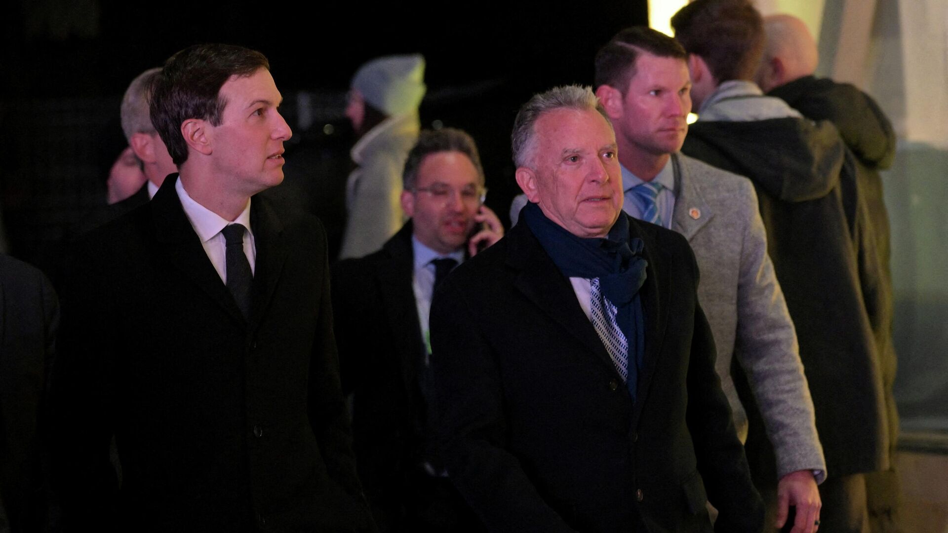 Doanh nhân người Mỹ Jared Kushner và Đặc phái viên của Tổng thống Hoa Kỳ Steve Witkoff - Sputnik Việt Nam, 1920, 02.02.2026