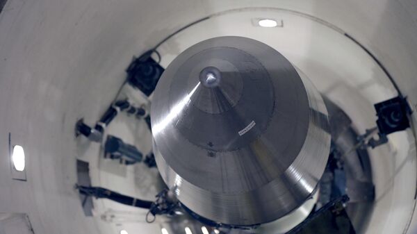 Tên lửa Minuteman III không hoạt động trong hầm huấn luyện tại Căn cứ Không quân Minot, Bắc Dakota - Sputnik Việt Nam