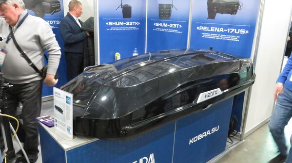 Hệ thống gây nhiễu kênh điều khiển và dẫn đường UAV Shum-26A, được phát triển bởi Cục Thiết kế Thử nghiệm Thiết bị Vô tuyến KOBRA của Nga. - Sputnik Việt Nam