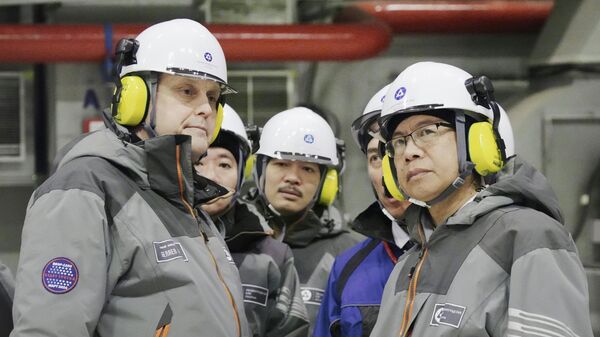 Делегация из Вьетнама ознакомилась с достижениями России в области электрогенерации на примере Ленинградской АЭС - Sputnik Việt Nam