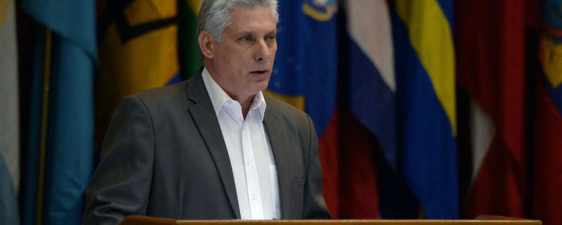 Tổng thống Cuba Miguel Díaz-Canel - Sputnik Việt Nam, 1920, 05.02.2026