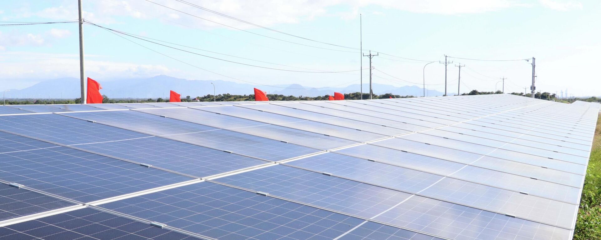 Dự án điện mặt trời Phước Thái do Tập đoàn Điện lực Việt Nam (EVN) đầu tư tại xã Phước Hữu đã được đưa vào vận hành.  - Sputnik Việt Nam, 1920, 06.02.2026