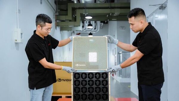 Cуперкомпьютер NVIDIA B200 - Sputnik Việt Nam