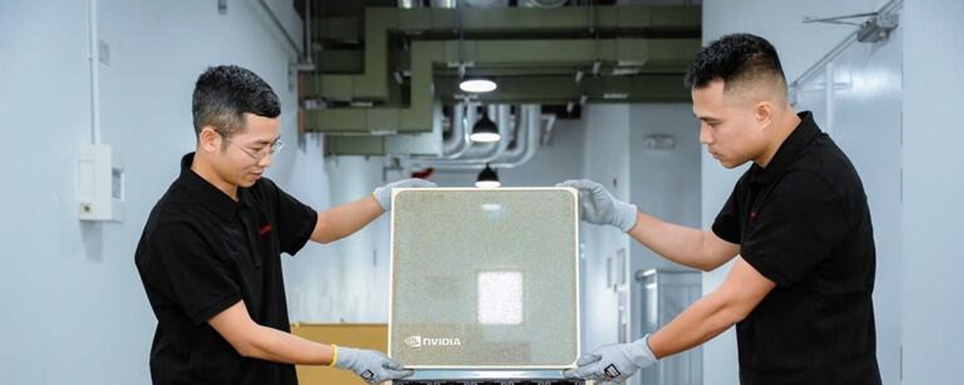 Viettel vận hành siêu máy tính B200 tiên tiến nhất của NVIDIA nhằm xây dựng năng lực AI chủ quyền - Sputnik Việt Nam, 1920, 06.02.2026