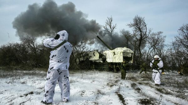 Hoạt động chiến đấu của pháo binh thuộc Cụm quân Tây của Nga tại khu vực Kharkov - Sputnik Việt Nam