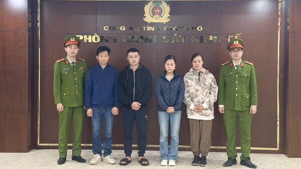 Công an Thanh Hóa triệt phá đường dây sản xuất thuốc và thực phẩm chức năng lớn  - Sputnik Việt Nam