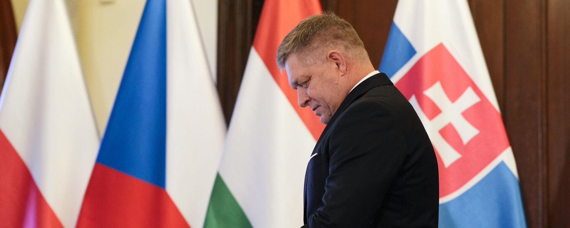 Thủ tướng Slovakia Robert Fico - Sputnik Việt Nam, 1920, 20.02.2026
