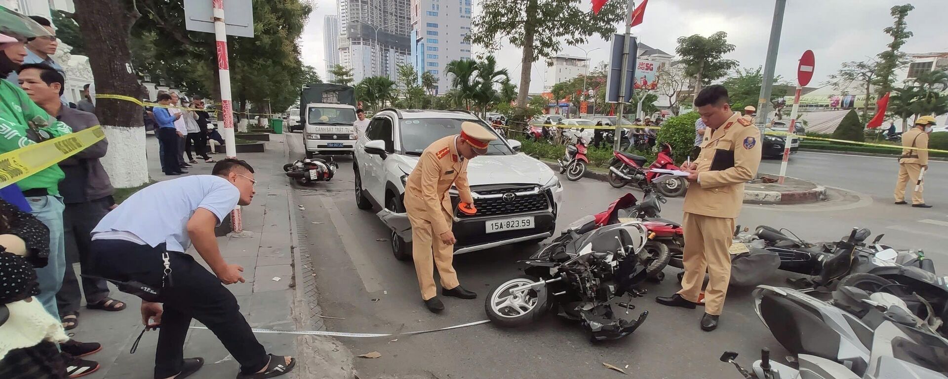 Hải Phòng: Hàng chục người bị thương do “xe điên” húc văng 15 xe máy - Sputnik Việt Nam, 1920, 22.03.2026