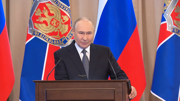 Tổng thống Putin bình luận về vụ nổ tại nhà ga Savelovsky ở Moskva - Sputnik Việt Nam