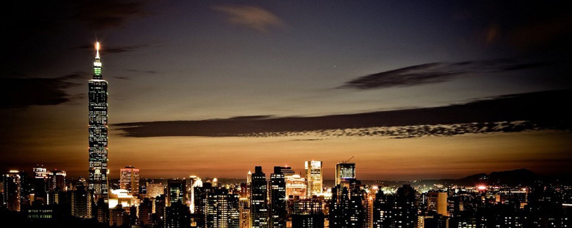 Bình minh ở Đài Loan - Sputnik Việt Nam, 1920, 25.02.2026