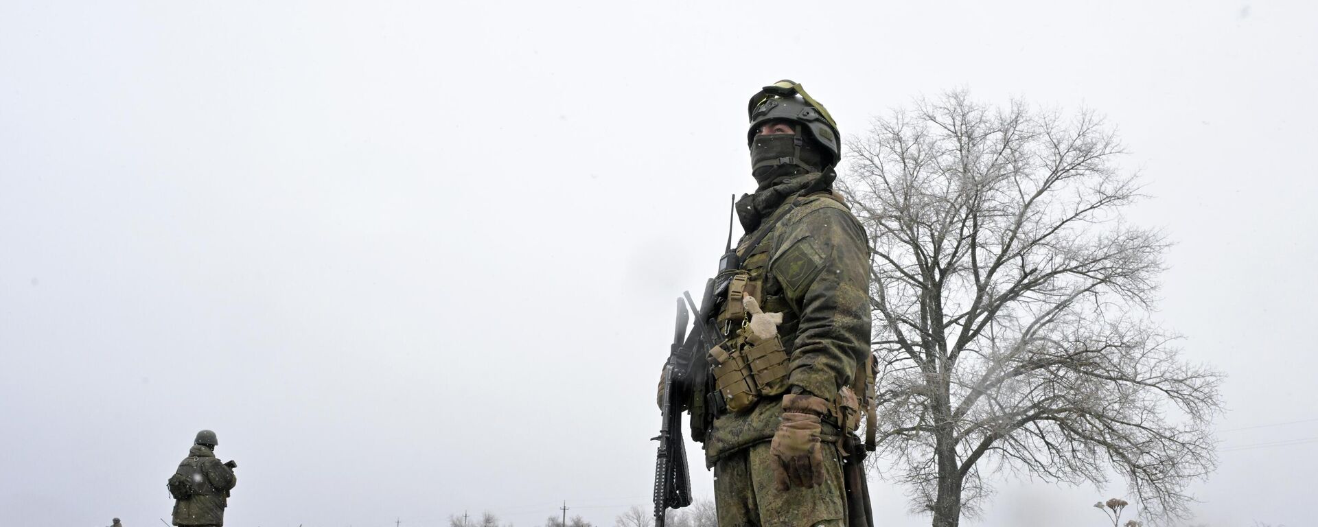 Nhiệm vụ chiến đấu của phi hành đoàn hệ thống phòng không Tor của nhóm quân Tây theo hướng Kharkov Nhiệm vụ chiến đấu của phi hành đoàn hệ thống phòng không Tor của nhóm quân Tây theo hướng Kharkov - Sputnik Việt Nam, 1920, 25.02.2026