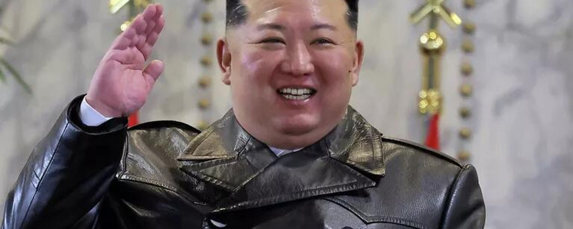 Lãnh đạo Triều Tiên Kim Jong-un tham dự cuộc duyệt binh kỷ niệm Đại hội lần thứ chín của Đảng Lao động Triều Tiên tại Bình Nhưỡng - Sputnik Việt Nam, 1920, 26.02.2026