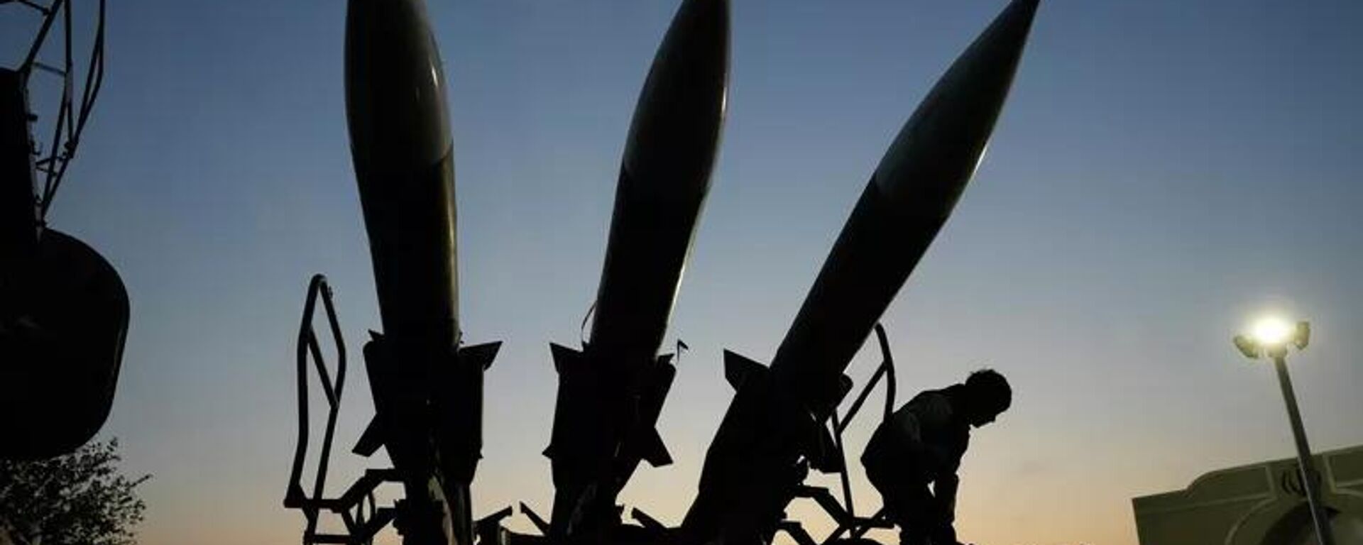 Trang thiết bị quân sự của Lực lượng Vệ binh Cách mạng Hồi giáo tại Tehran - Sputnik Việt Nam, 1920, 04.03.2026