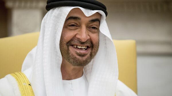 Abu Dhabi Crown Prince Sheikh Mohammed bin Zayed Al Nahyan smiles during a meeting with US President Donald Trump - Sputnik Việt Nam