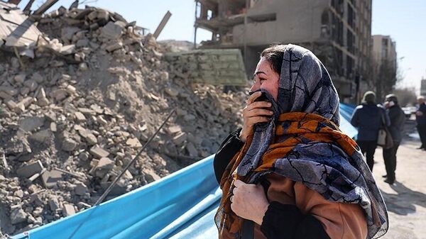 Các ngôi nhà bị phá hủy sau các cuộc không kích của Mỹ và Israel vào Tehran. - Sputnik Việt Nam