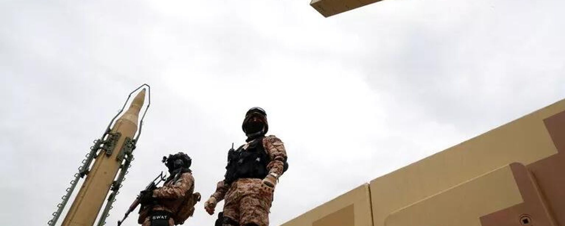 Nhân viên quân sự Iran - Sputnik Việt Nam, 1920, 11.03.2026