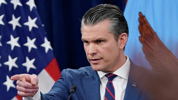 Bộ trưởng Chiến tranh Hoa Kỳ Pete Hegseth - Sputnik Việt Nam