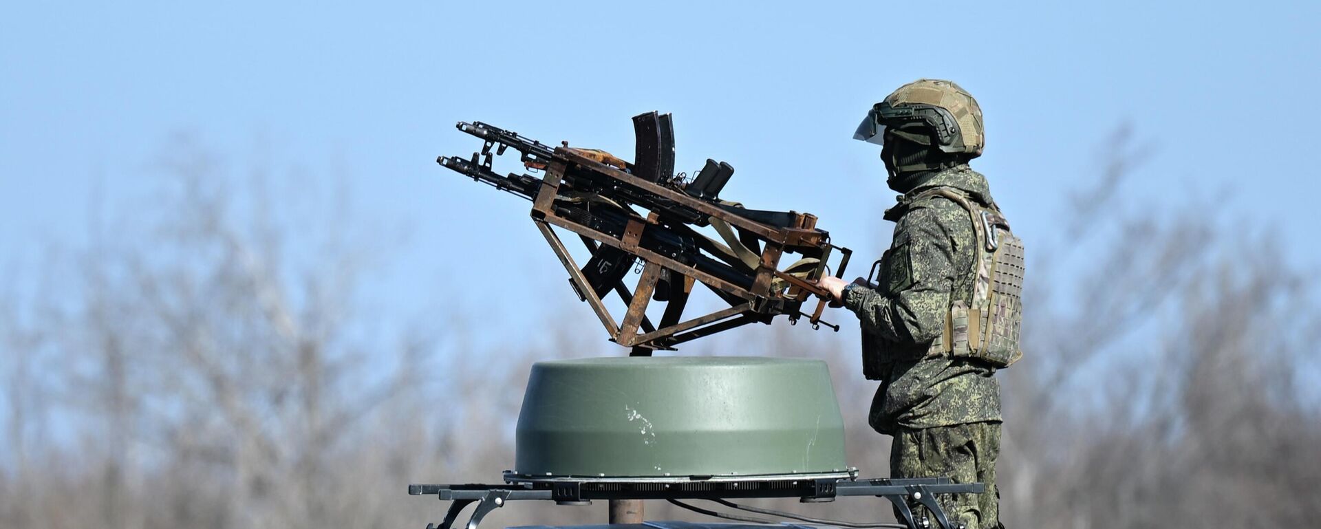 Nhiệm vụ chiến đấu của hệ thống phòng không Buk-M3 thuộc Nhóm quân Trung tâm theo hướng Dobropolye của Quân khu phía Bắc - Sputnik Việt Nam, 1920, 15.03.2026