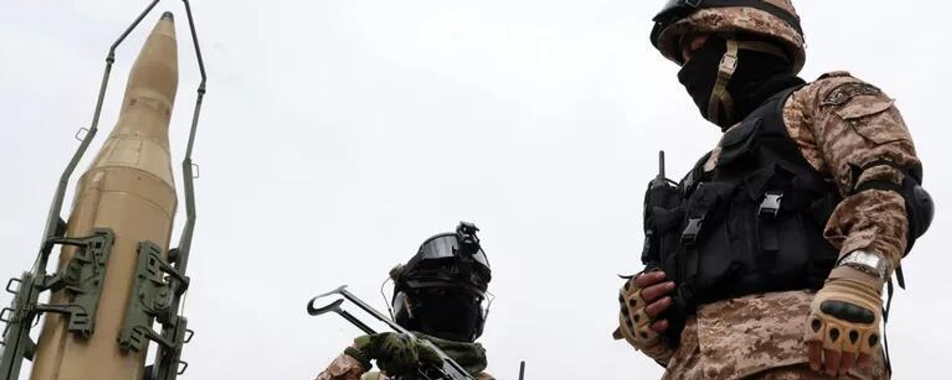 Binh lính thuộc Lực lượng Vệ binh Cách mạng Hồi giáo ở Tehran - Sputnik Việt Nam, 1920, 19.03.2026