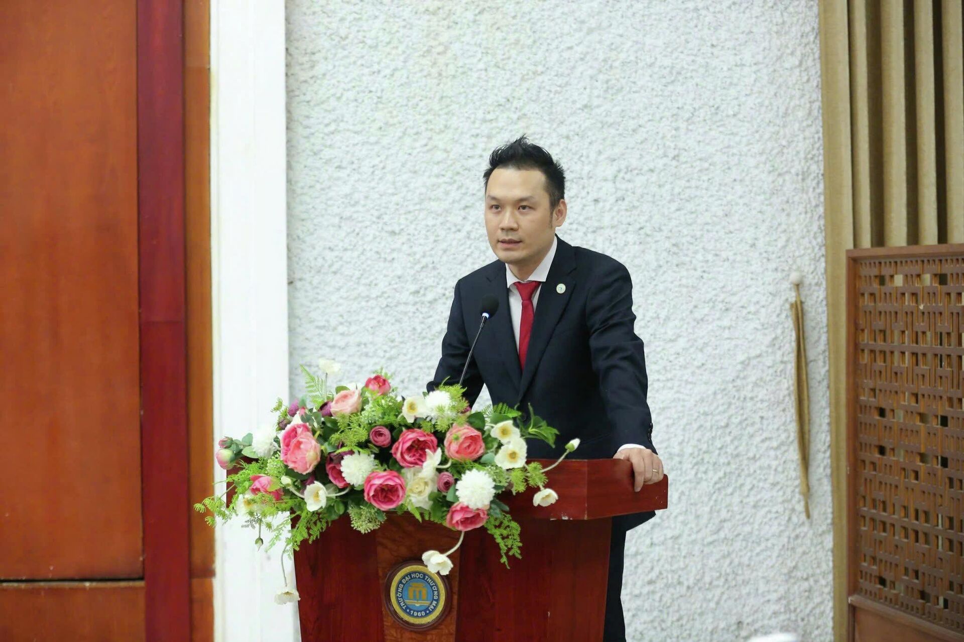 PGS.TS Đinh Công Hoàng, Nghiên cứu viên cao cấp, Trưởng phòng Nghiên cứu Trung Đông và Tây Á (Viện Nghiên cứu Nam Á, Tây Á và châu Phi) - Sputnik Việt Nam, 1920, 20.03.2026