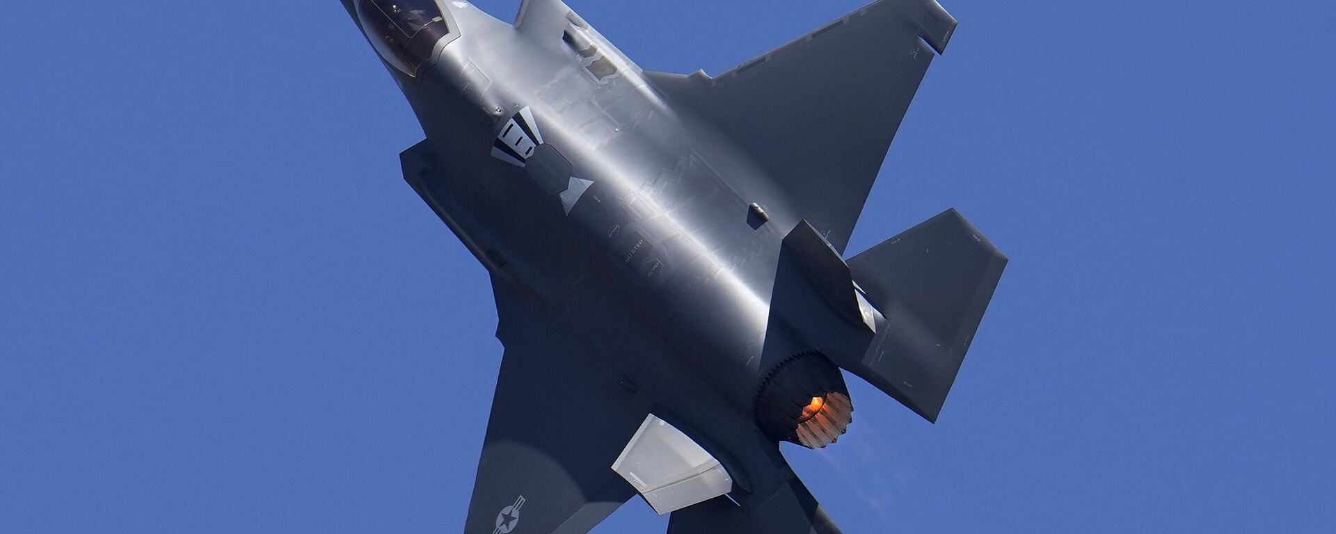 Máy bay chiến đấu F-35 - Sputnik Việt Nam, 1920, 21.03.2026