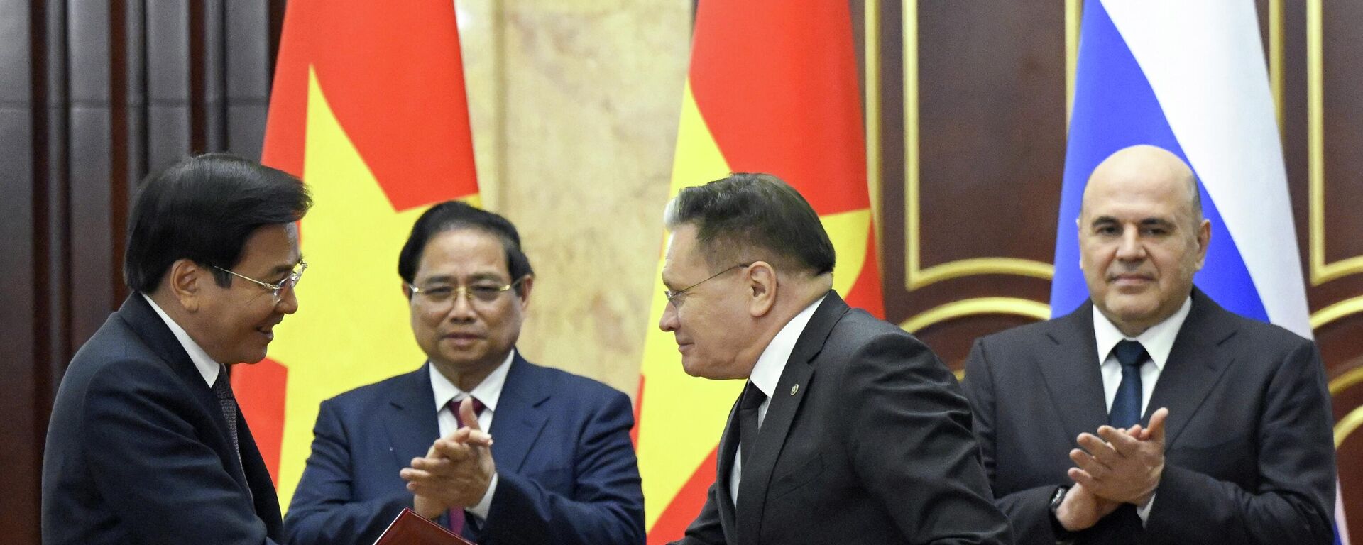 Nga và Việt Nam đã ký kết thỏa thuận hợp tác về việc xây dựng nhà máy điện hạt nhân tại Việt Nam
 - Sputnik Việt Nam, 1920, 24.03.2026