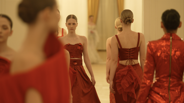 Đêm của giấc mơ: thời trang và âm nhạc Việt Nam trong Cung điện Petrovsky - Sputnik Việt Nam