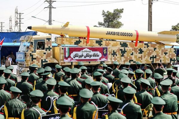 Tên lửa đạn đạo tầm trung Khaibar Sheqan thế hệ thứ ba của Iran. - Sputnik Việt Nam