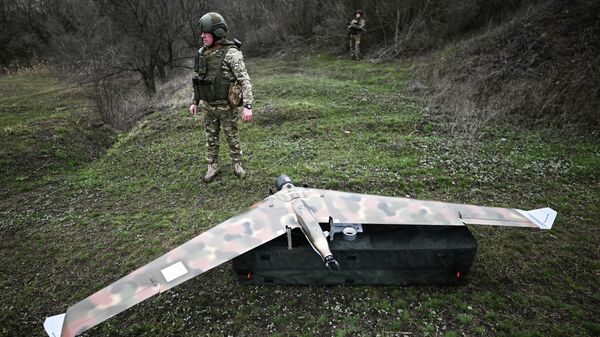 Công tác chiến đấu của phi hành đoàn UAV thuộc nhóm quân Trung tâm theo hướng Dobropolye - Sputnik Việt Nam