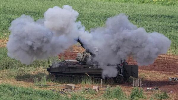 Pháo binh Israel bắn vào Lebanon - Sputnik Việt Nam