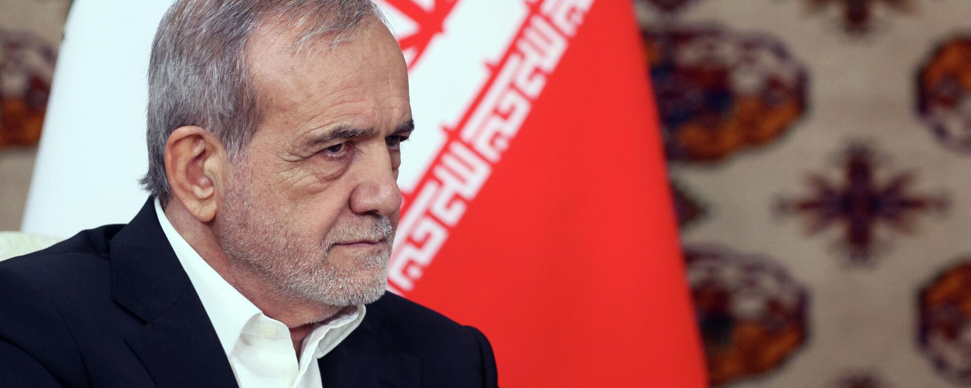 Tổng thống Iran Masoud Pezeshkian - Sputnik Việt Nam, 1920, 09.04.2026