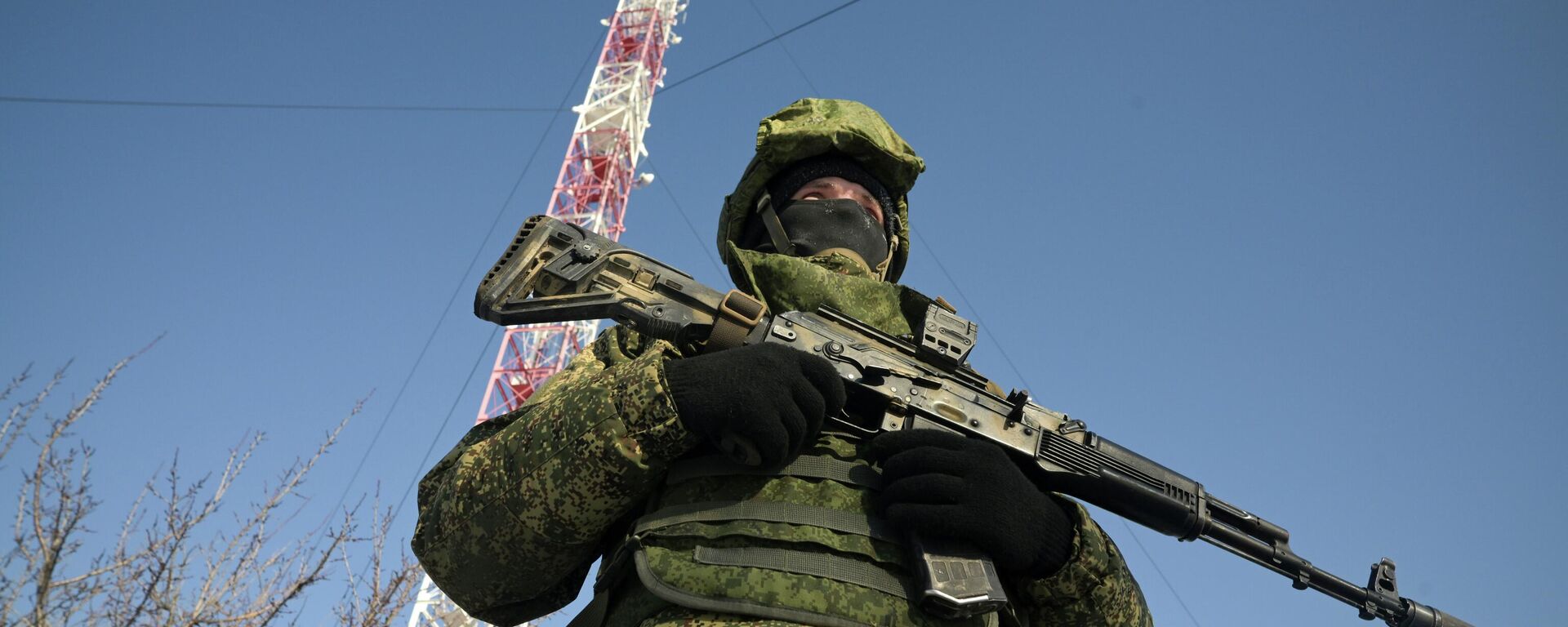 Bộ Quốc phòng Nga tuyên bố hoàn tất việc giải phóng Cộng hòa Nhân dân Lugansk (LNR) - Sputnik Việt Nam, 1920, 01.04.2026