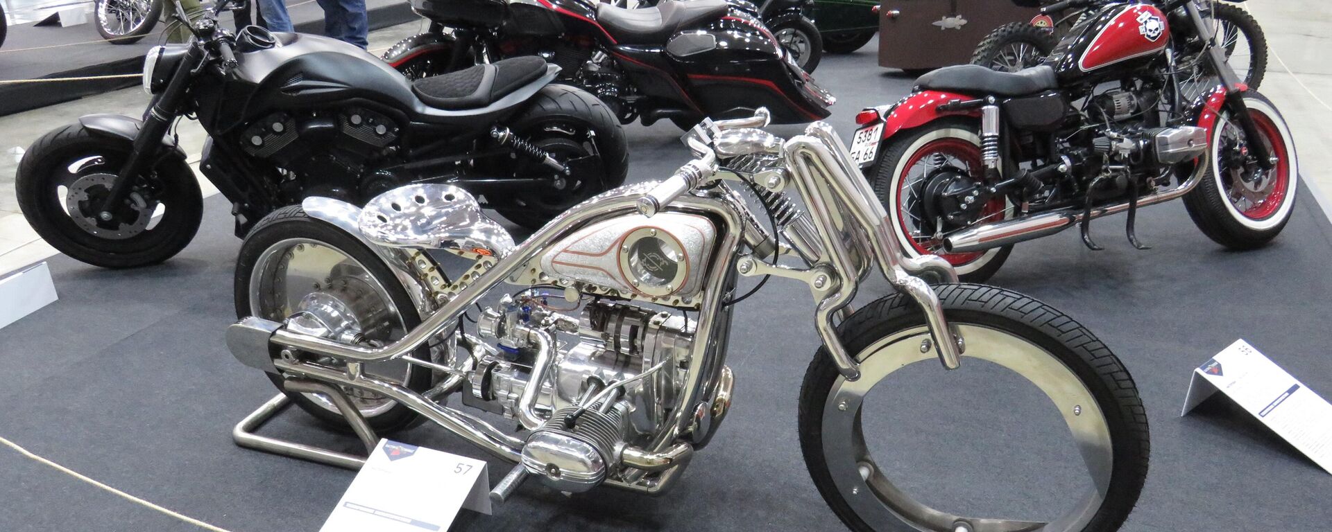 Thép, phong cách cổ điển và điện: Các nhà độ xe Nga biến xe máy thành tác phẩm nghệ thuật - Sputnik Việt Nam, 1920, 04.04.2026