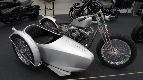 Một dự án khác từ ZILLERS Motorcycles - chiếc mô tô kiểu cổ điển có thùng xe bên hông, trang bị động cơ V-twin 1300cc của Harley-Davidson - Sputnik Việt Nam
