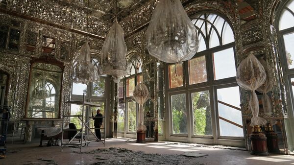 Cung điện Golestan bị hư hại sau các cuộc không kích của Mỹ và Israel ở Tehran, Iran. - Sputnik Việt Nam