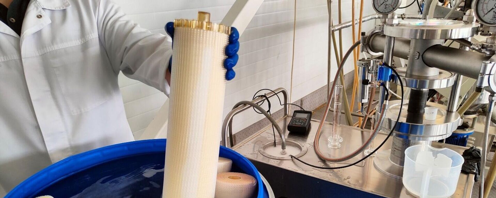 Bảo quản các thành phần màng lọc cho một nhà máy thẩm thấu ngược thí điểm - Sputnik Việt Nam, 1920, 09.04.2026