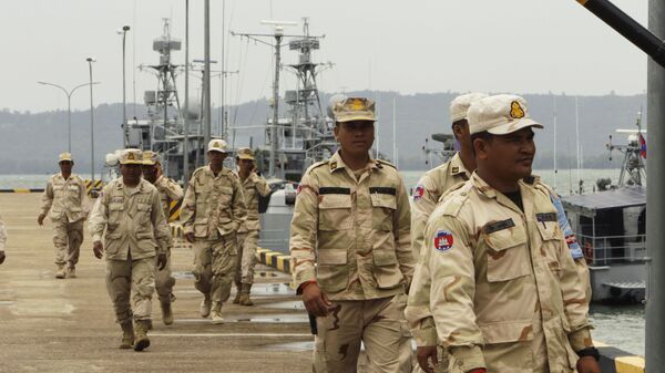 Các binh sĩ hải quân Campuchia diễu hành tại Căn cứ Hải quân Ream ở Sihanoukville, phía tây nam Phnom Penh, Campuchia vào ngày 26 tháng 7 năm 2019. Chính phủ Campuchia đưa tin vào thứ Hai, ngày 5 tháng 10 năm 2020. - Sputnik Việt Nam