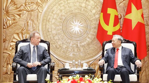 Tổng Bí thư, Chủ tịch nước Tô Lâm tiếp Giám đốc Cơ quan Vệ binh quốc gia Liên bang Nga - Sputnik Việt Nam