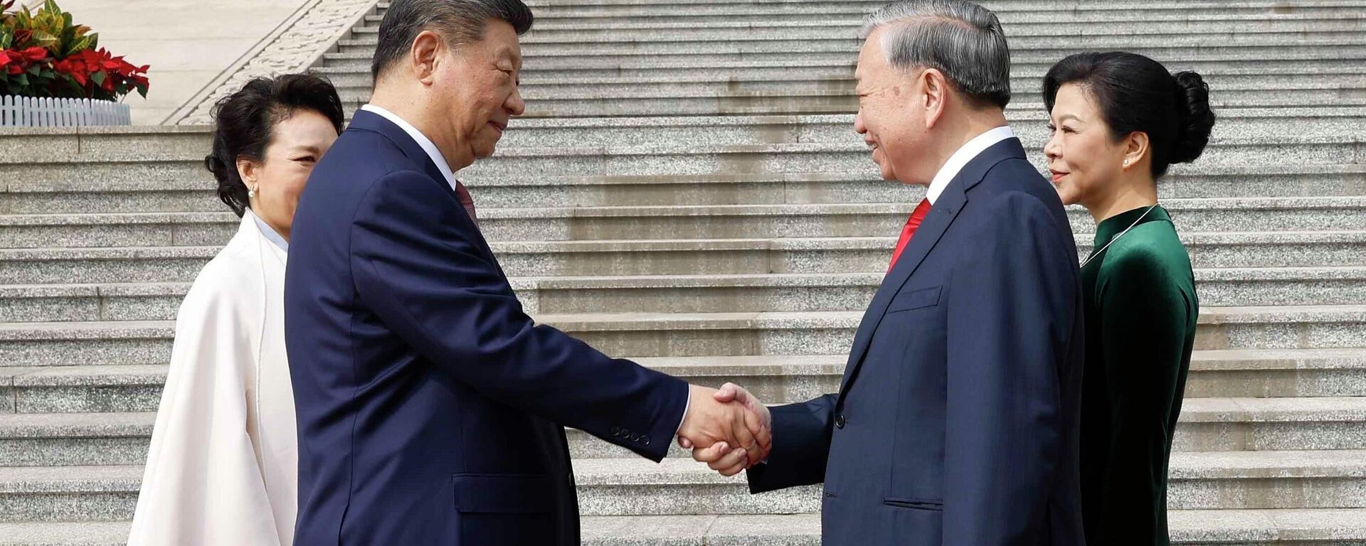 Lễ đón trọng thể Tổng Bí thư, Chủ tịch nước Tô Lâm và Phu nhân thăm cấp Nhà nước đến Trung Quốc - Sputnik Việt Nam, 1920, 15.04.2026